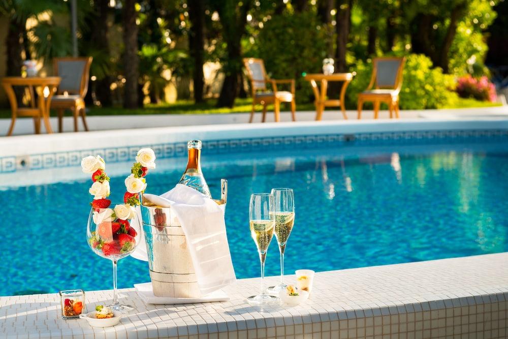 Hotel Due Torri Abano Terme Kültér fotó