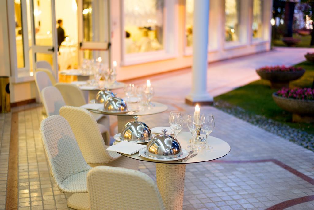 Hotel Due Torri Abano Terme Kültér fotó