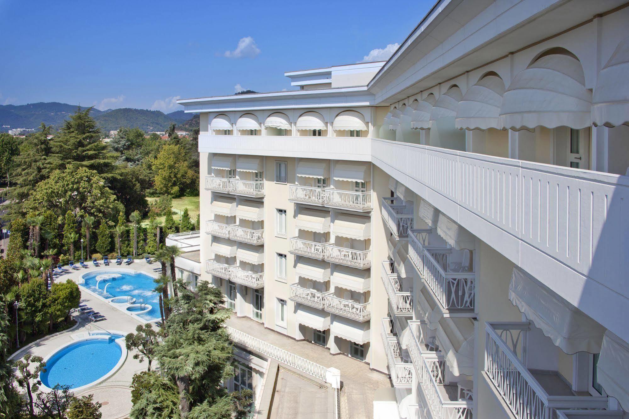 Hotel Due Torri Abano Terme Kültér fotó