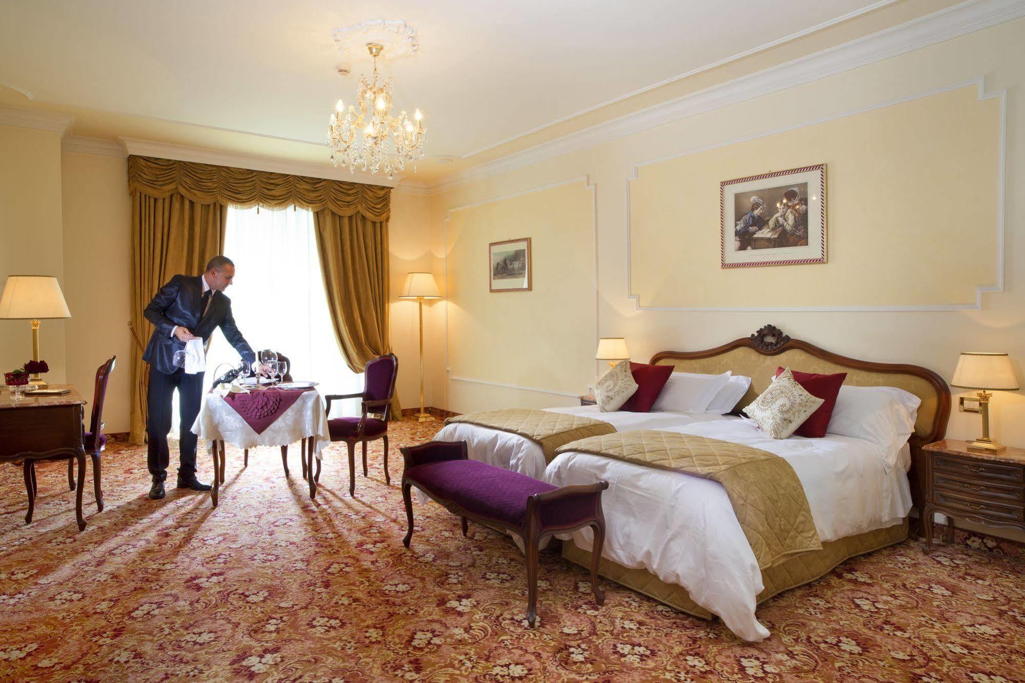 Hotel Due Torri Abano Terme Kültér fotó